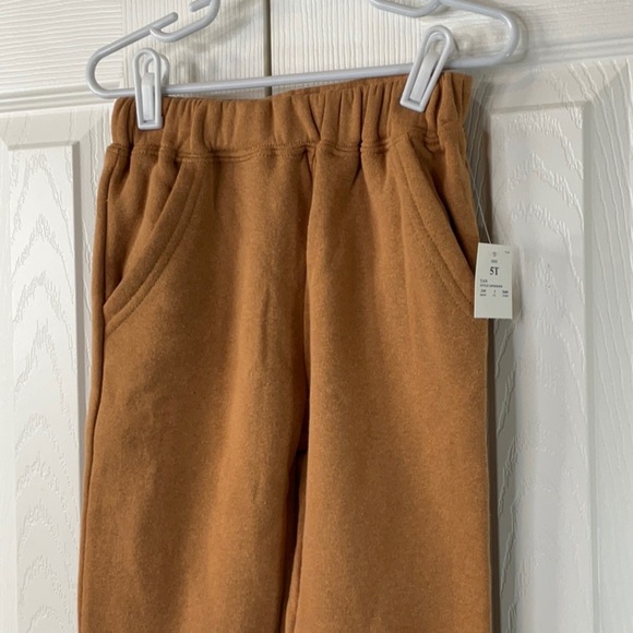 Disney - Kid's Sweatpants Size 5T - Picture 4 of 9